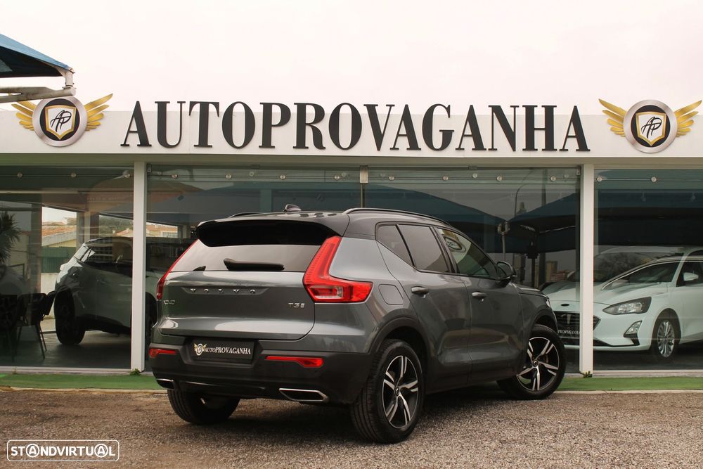 Volvo XC 40 1.5 T3 R-Design Tech Edition - 25