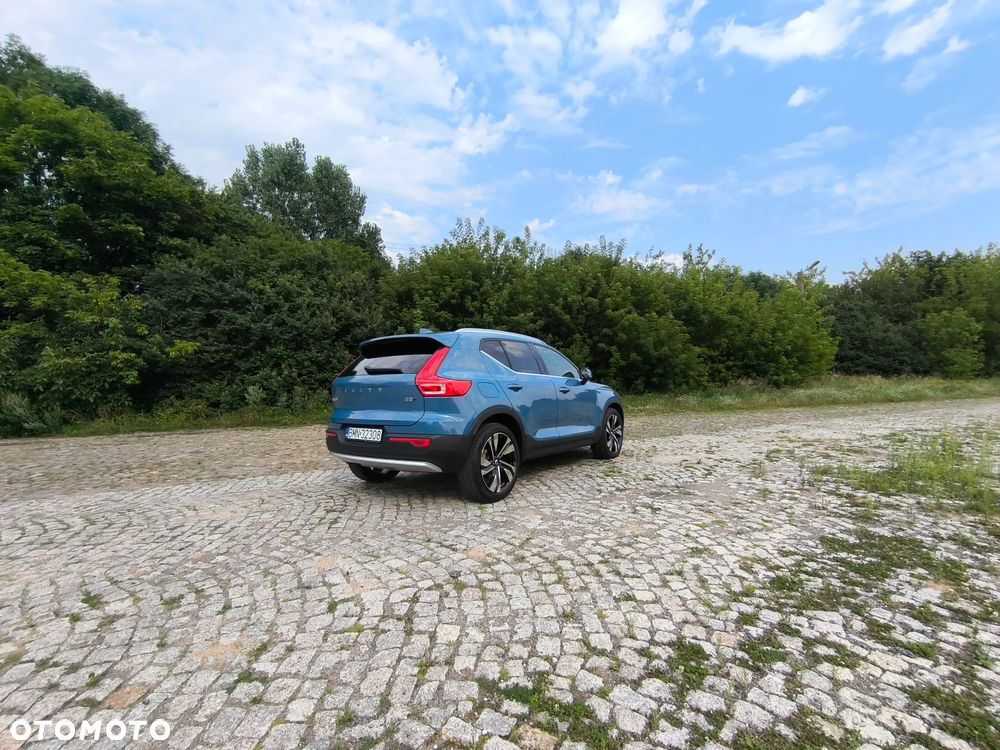 Volvo XC 40 B5 B AWD Inscription - 19