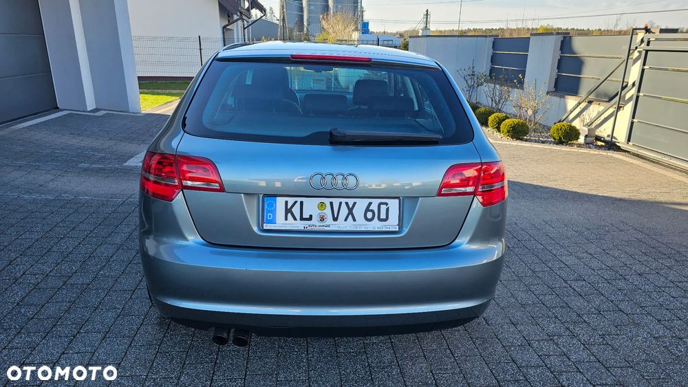 Audi A3 Sportback 1.9 TDI Attraction - 4