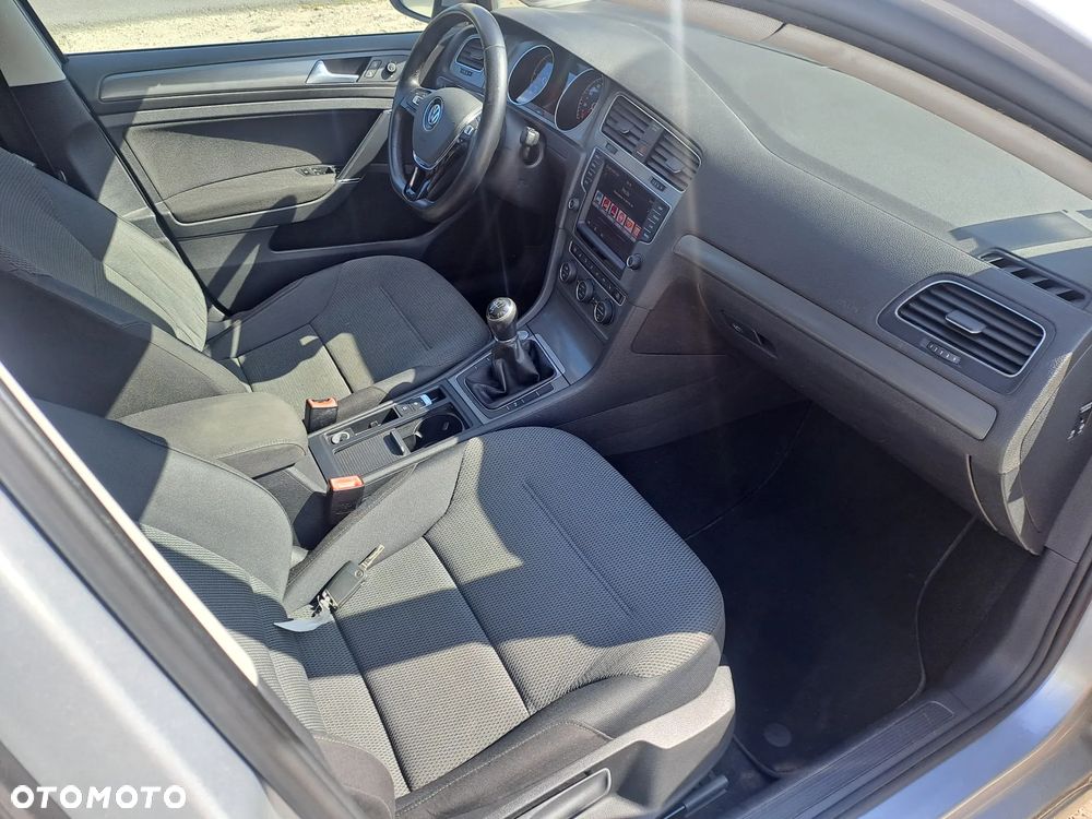 Volkswagen Golf 1.6 TDI Trendline - 17