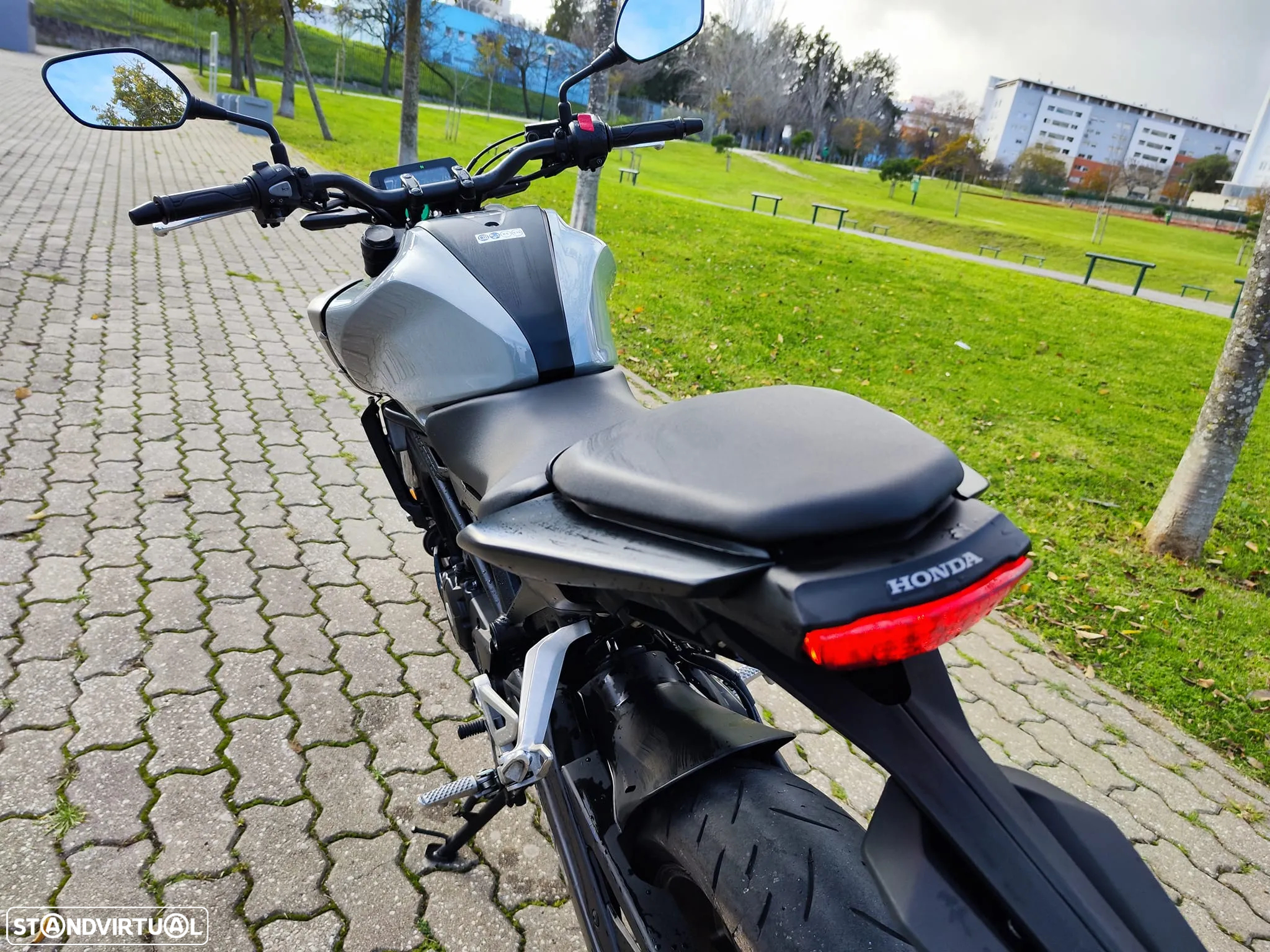Honda CB 125 R Neo - 5