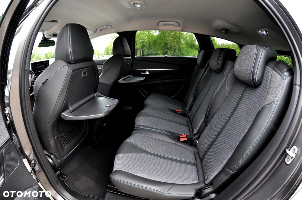 Peugeot 5008 1.5 BlueHDi Allure S&S EAT8 - 20