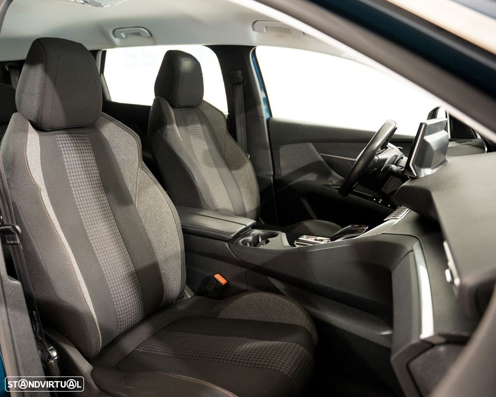 Peugeot 5008 1.2 PureTech Allure EAT8 - 15