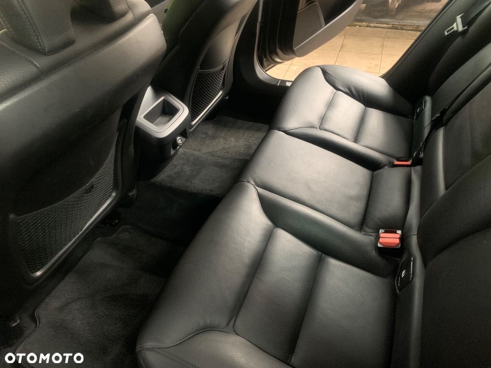 Volvo V90 D4 Inscription - 17
