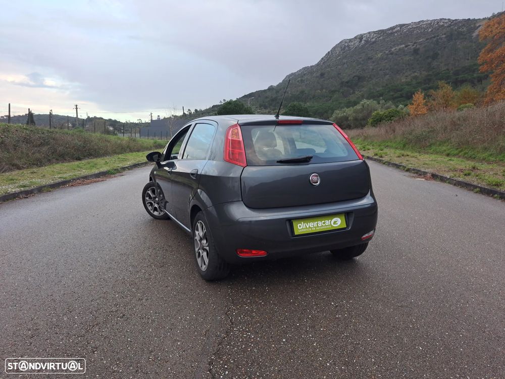 Fiat Punto 1.3 M-Jet Lounge S&S - 27