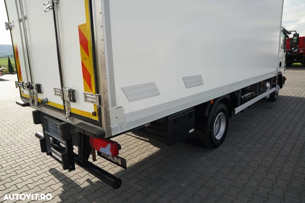 MAN TGL 10.180 / 4x2 / CAMION FRIGORIFIC - 6,1 m / THERMO KING V 500 MAX / EURO 6 - 15