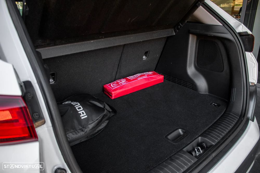 Hyundai Kauai Premium - 32