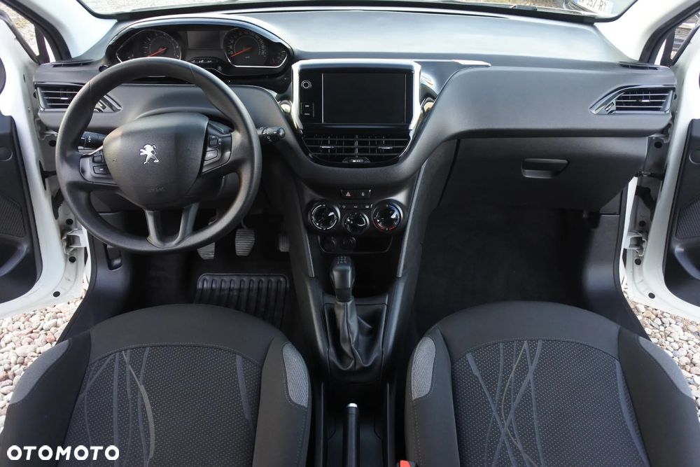 Peugeot 208 PureTech 82 Active - 16