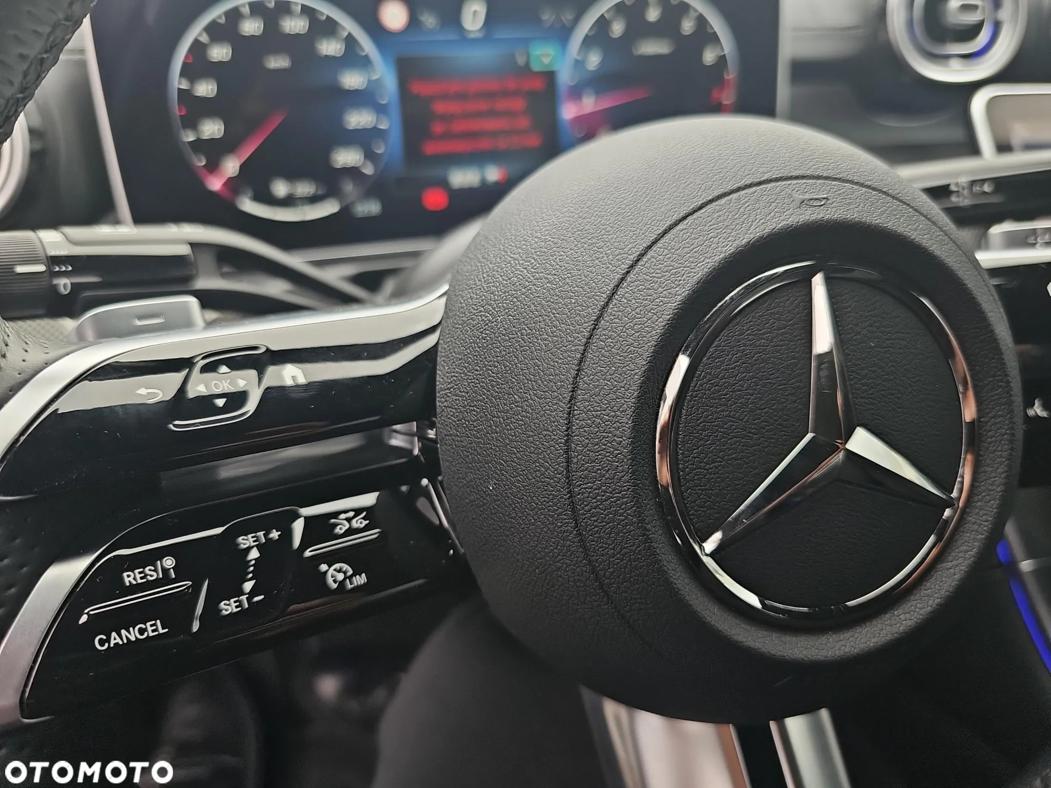 Mercedes-Benz Klasa C 200 4Matic 9G-TRONIC AMG Line Advanced - 19