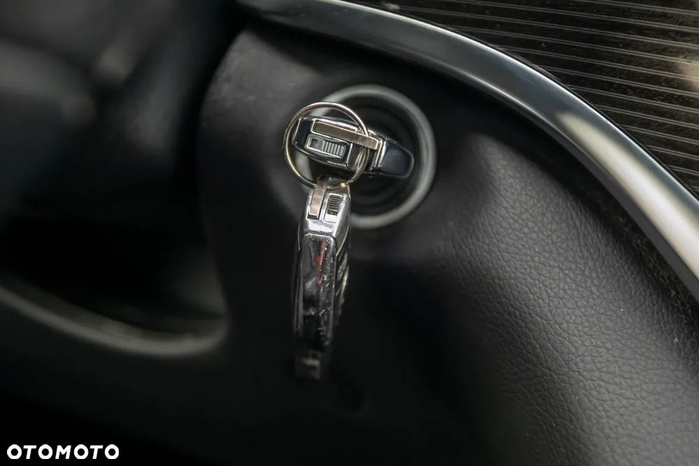 Mercedes-Benz Klasa V 300 d lang 9G-TRONIC Avantgarde Edition Edition 19 - 29