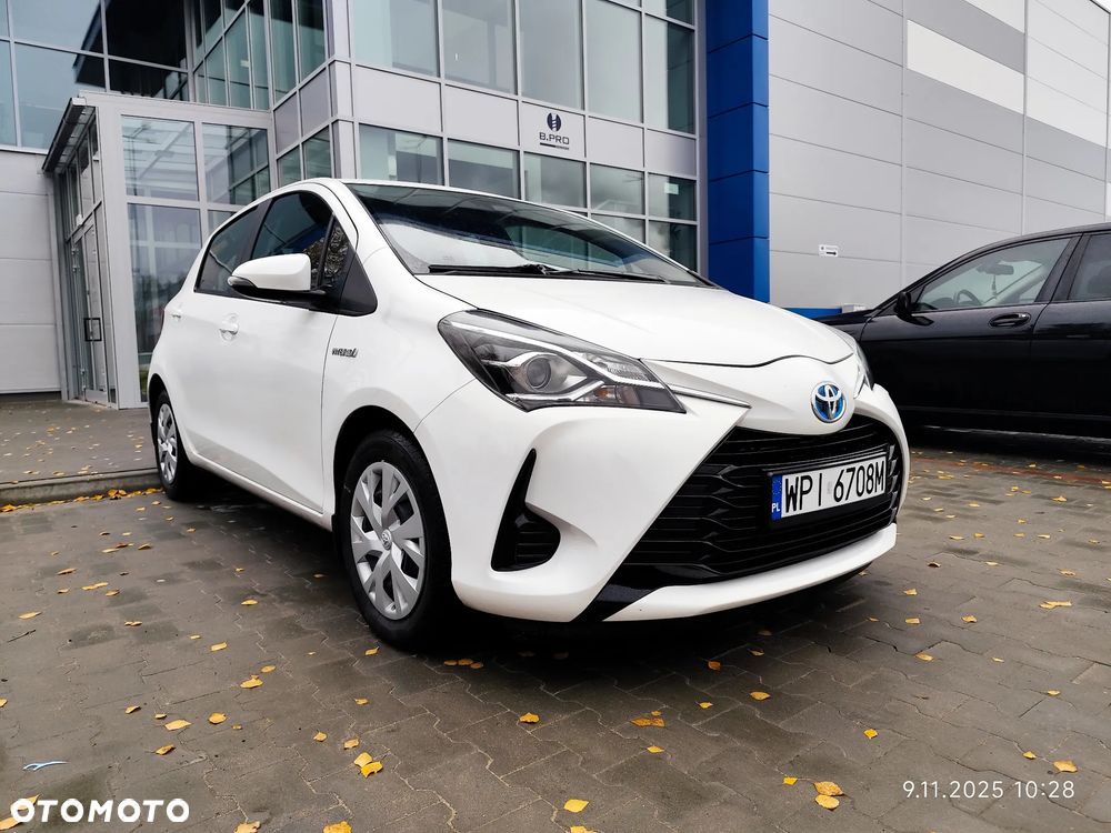 Toyota Yaris Hybrid 1.5 Executive - 1