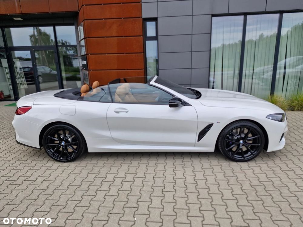 BMW Seria 8 - 19