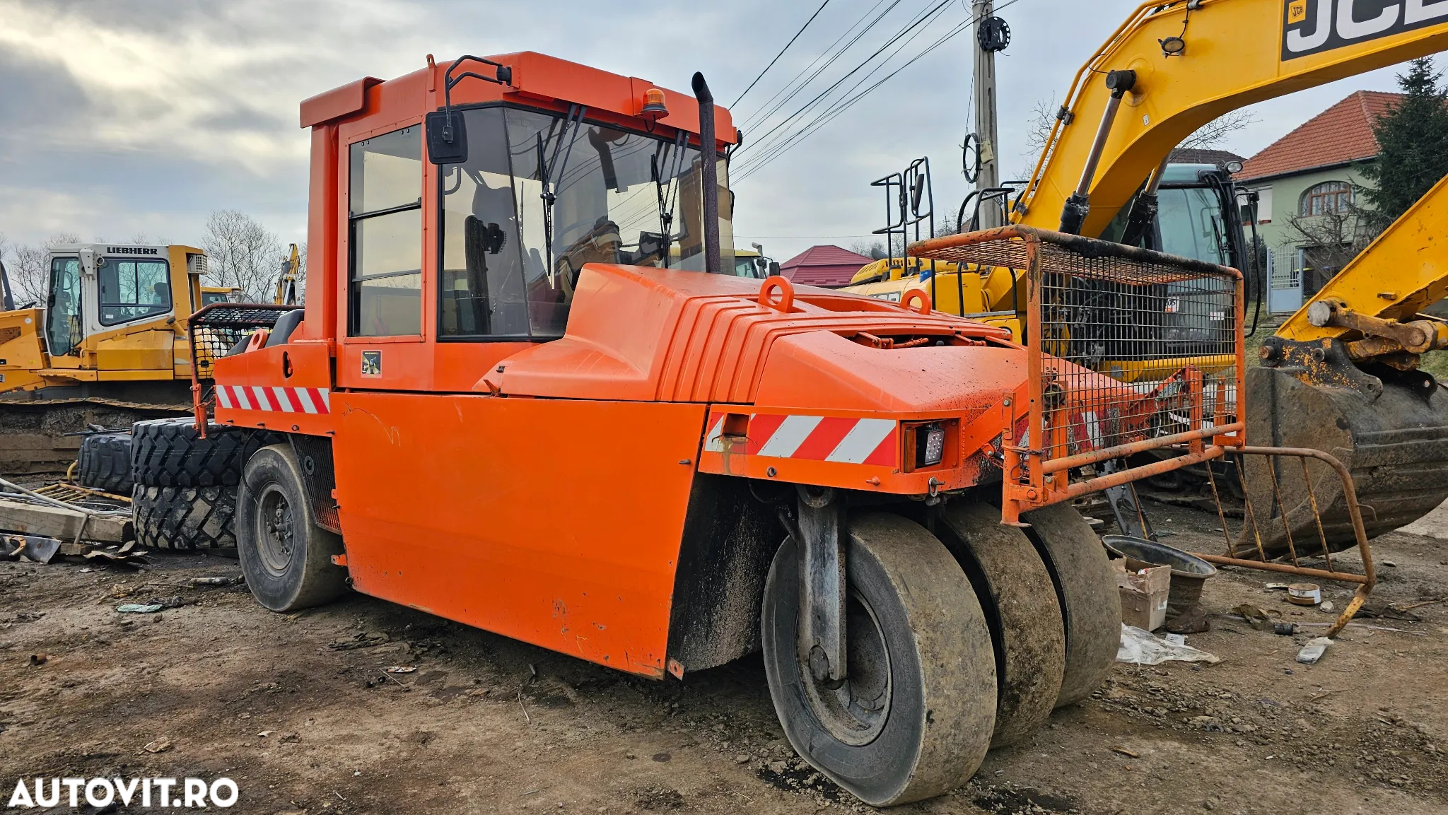 Caterpillar CAT PS 300 Cilindru compactor polipneu - 5