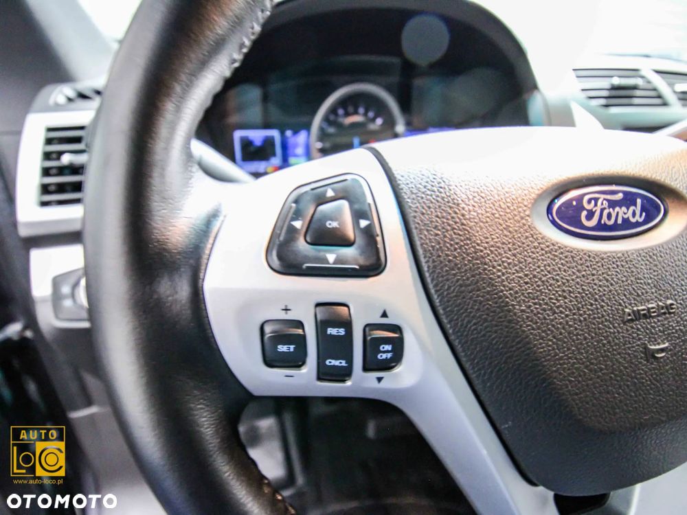 Ford Explorer - 28
