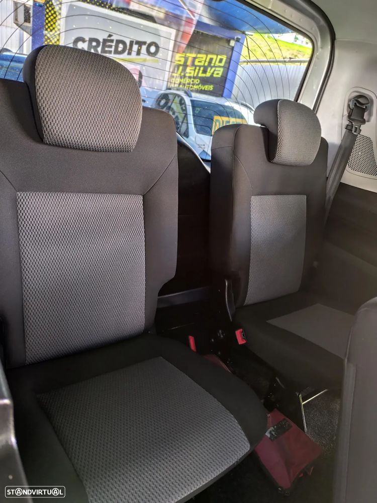 Fiat Doblo 1.3 M-Jet 7L Start&Stop - 39