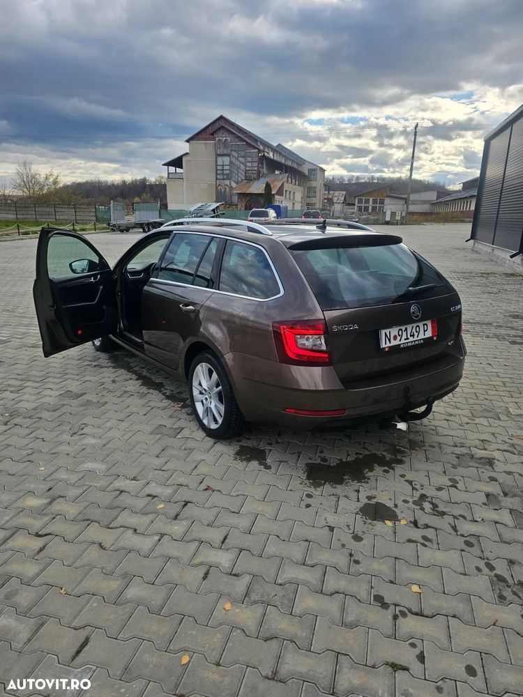 Skoda Octavia Combi 2.0 TDI 4x4 Ambition - 10