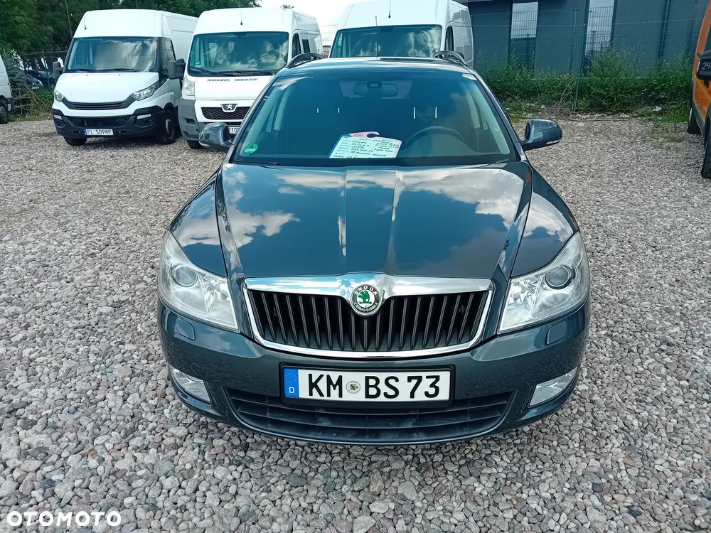 Skoda Octavia - 2