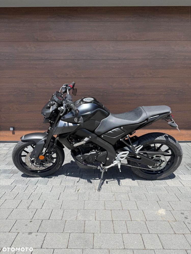 Yamaha MT - 4