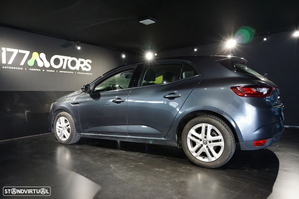 Renault Mégane ENERGY dCi 110 Start & Stop Paris Business - 2