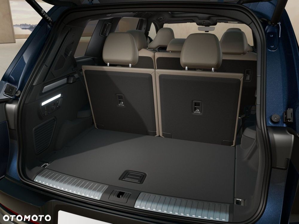Audi Q9 - 10