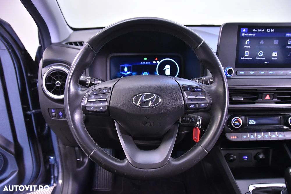 Hyundai KONA - 16