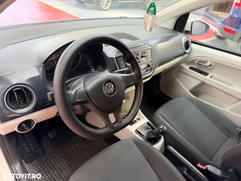 Volkswagen up! - 12