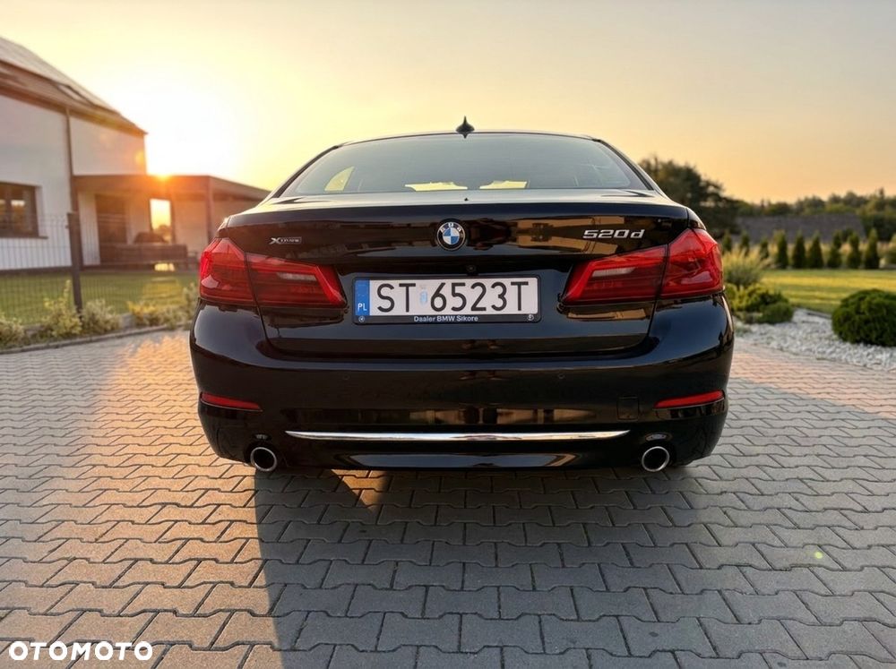 BMW Seria 5 520d xDrive Luxury Line - 5