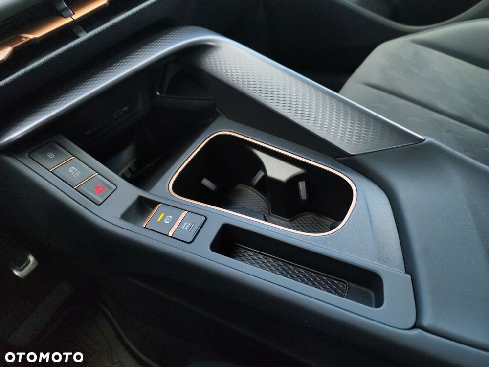 Cupra Terramar 1.5 eTSI mHEV DSG - 25
