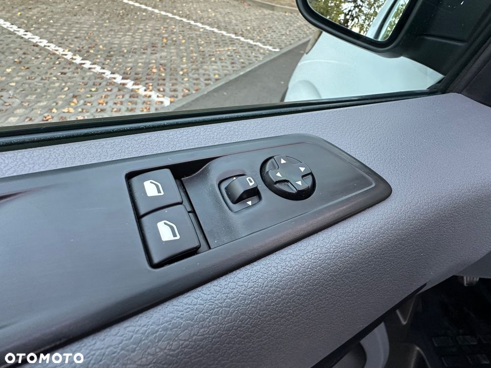 Opel VIVARO 4x4 Dangel - 26