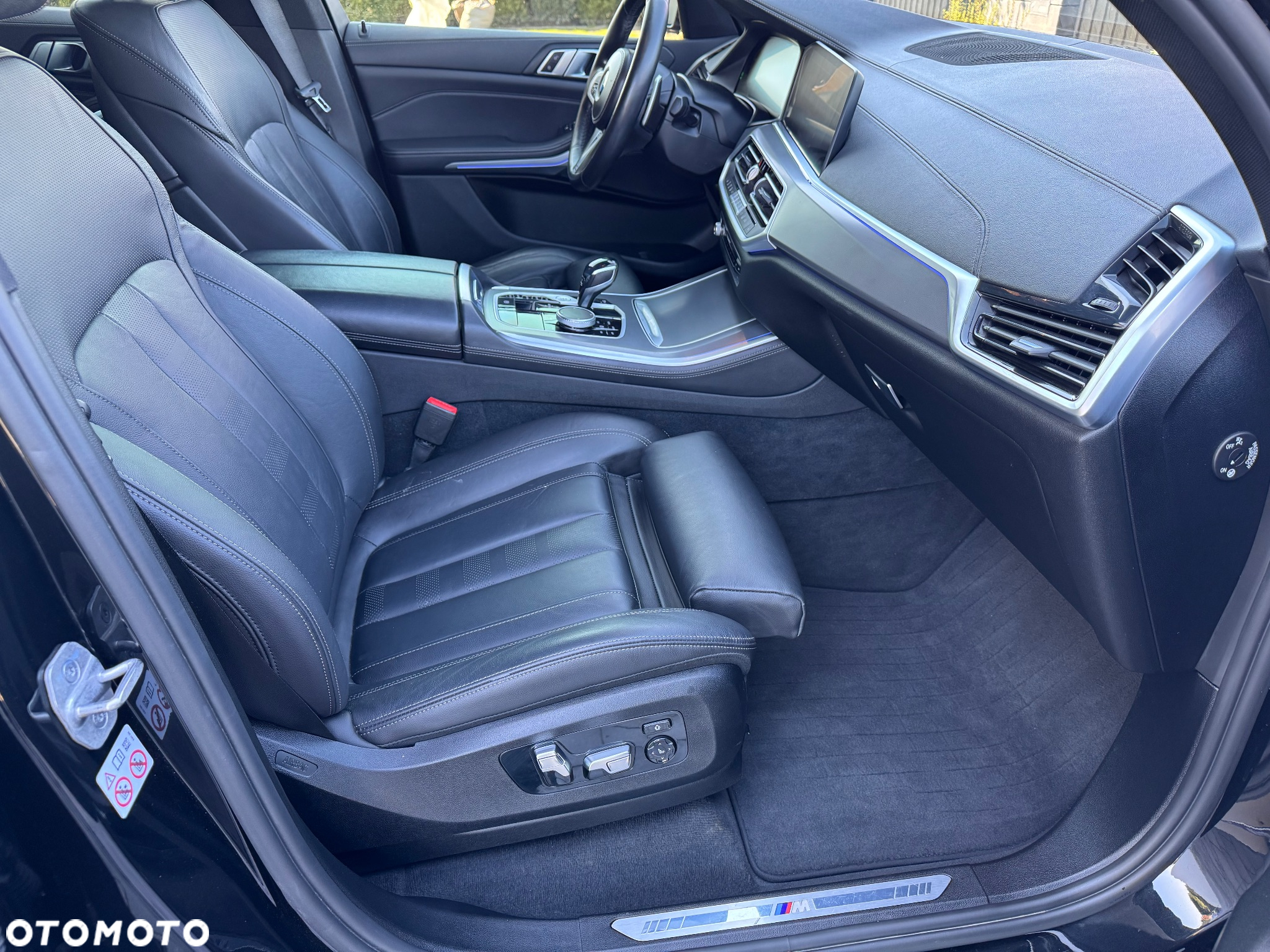 BMW X5 xDrive30d xLine - 26