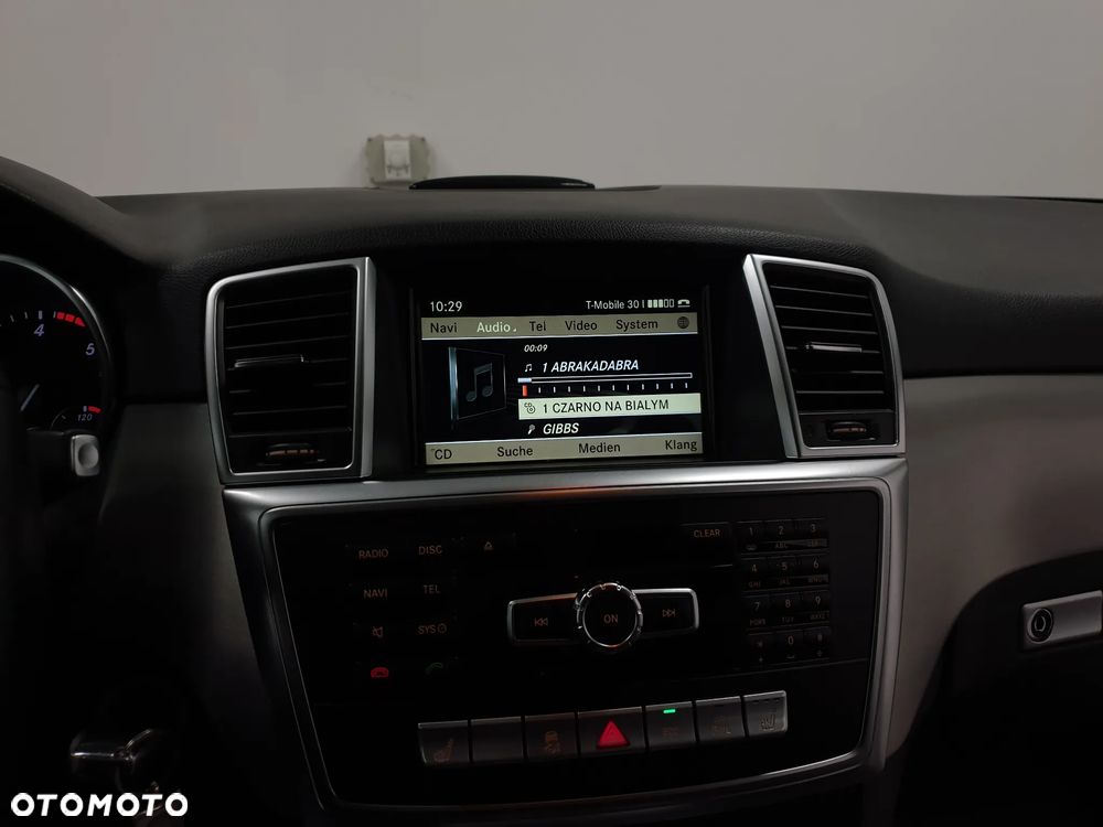 Mercedes-Benz ML 350 BlueTec 4-Matic - 17