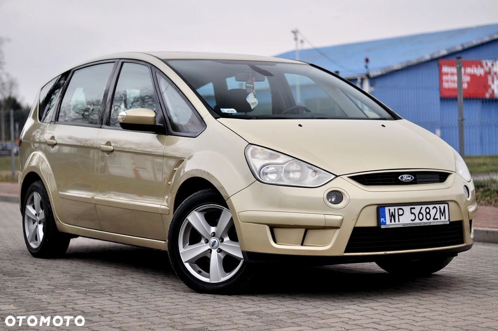 Ford S-Max - 8