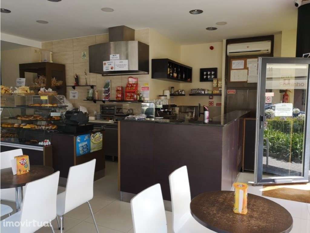 Pão Quente / Cafetaria Trespasse centro Gaia, a 500m Metro Sto Ovídio - Grande imagem: 2/8