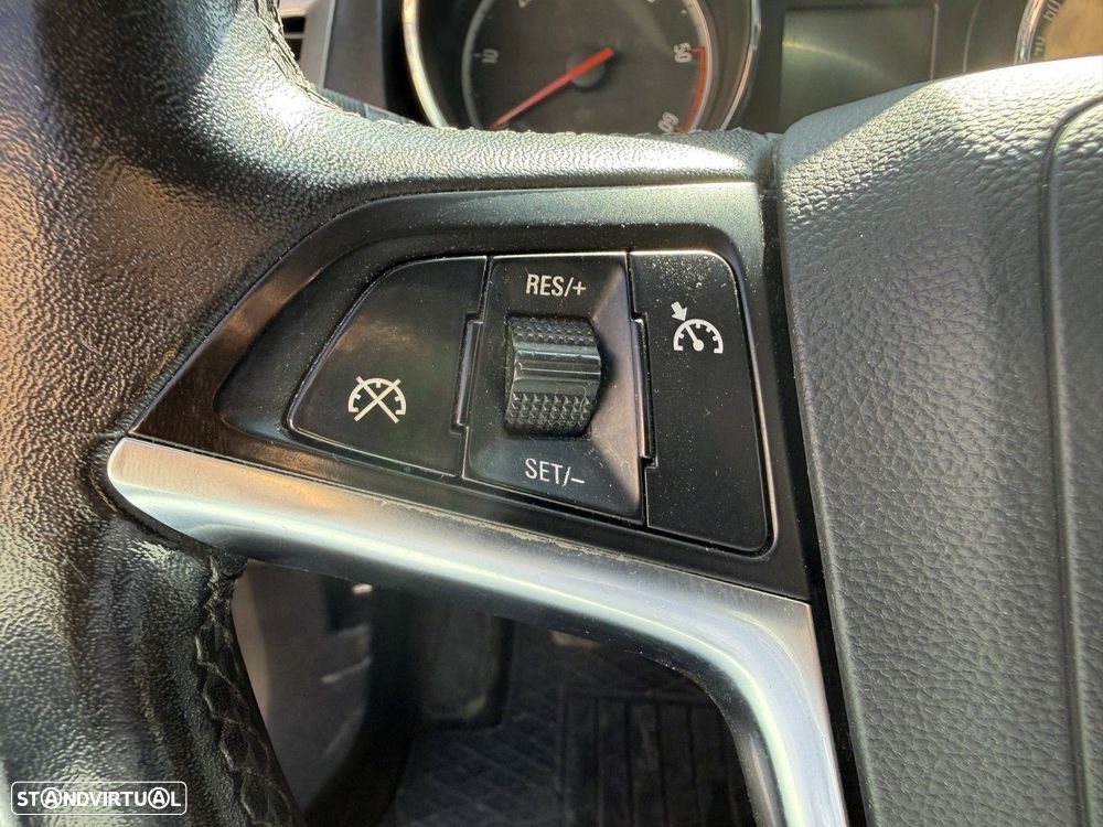 Opel Astra 1.3 CDTi - 12