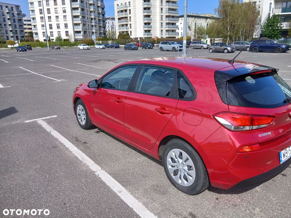 Hyundai i30 1.4 Classic + - 4