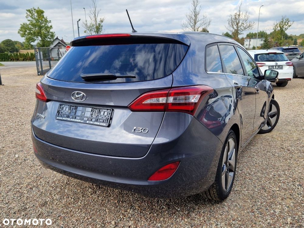 Hyundai i30 1.6 CRDI DCT Passion - 24