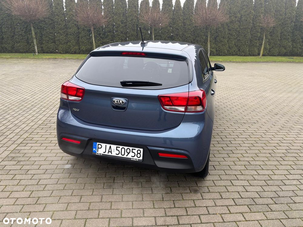 Kia Rio 1.2 Business Line - 8