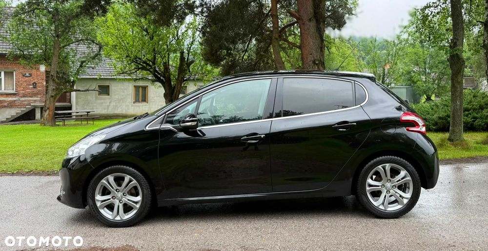 Peugeot 208 1.6 e-HDi Allure STT - 12