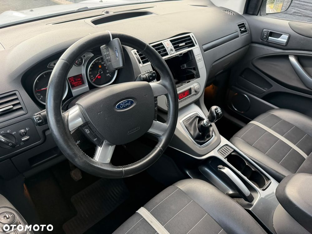 Ford Kuga 2.0 TDCi Trend - 10
