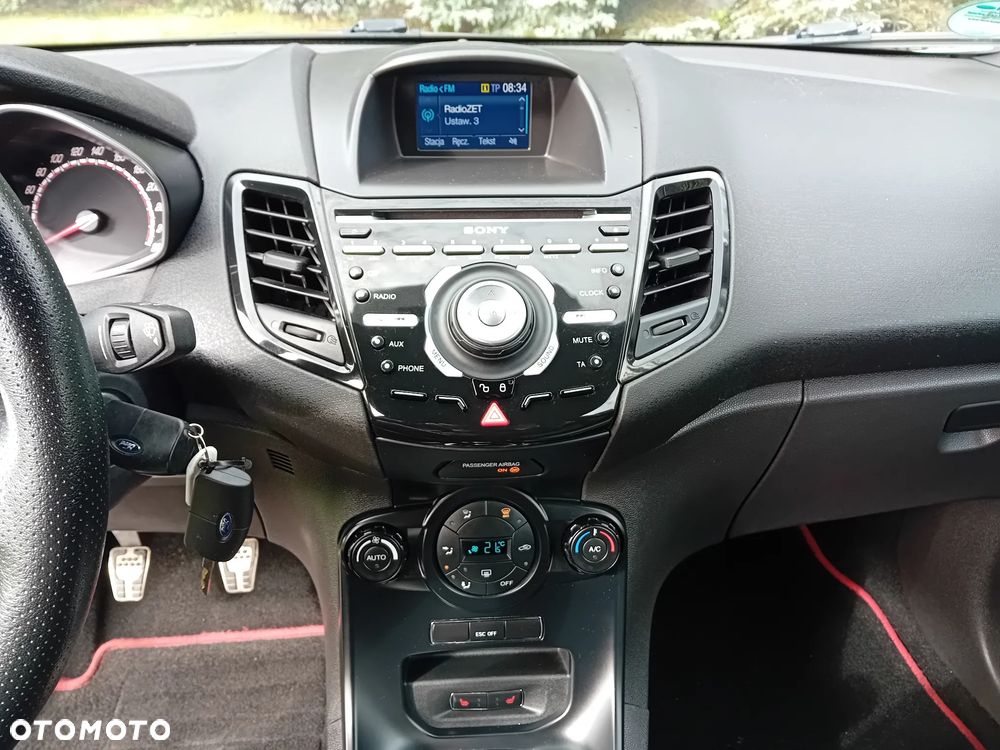 Ford Fiesta 1.6 EcoBoost mit Leder-Sport-Paket ST - 9