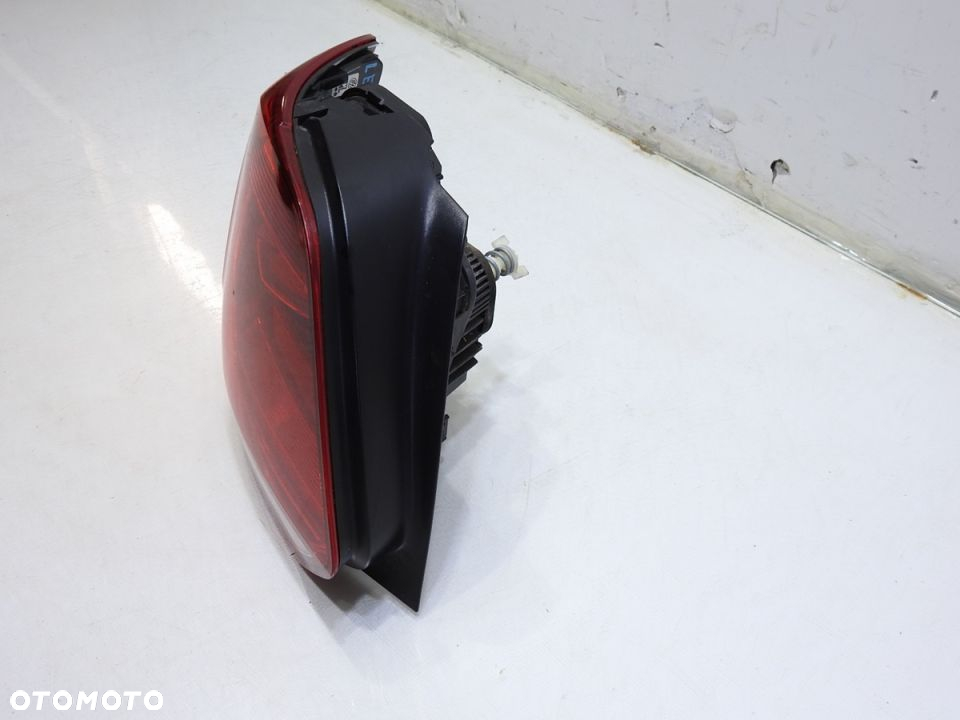 LAMPA LEWA TYLNA TYŁ VW POLO V 6C 3D LIFT - 4