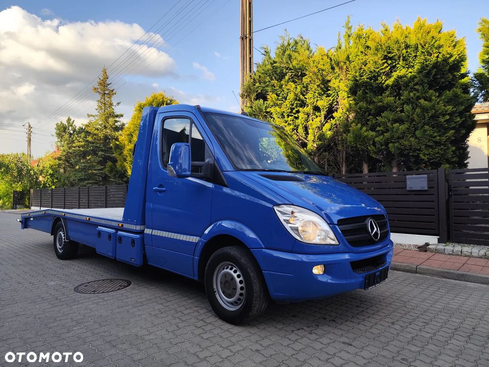 Mercedes-Benz Sprinter 319 - 2