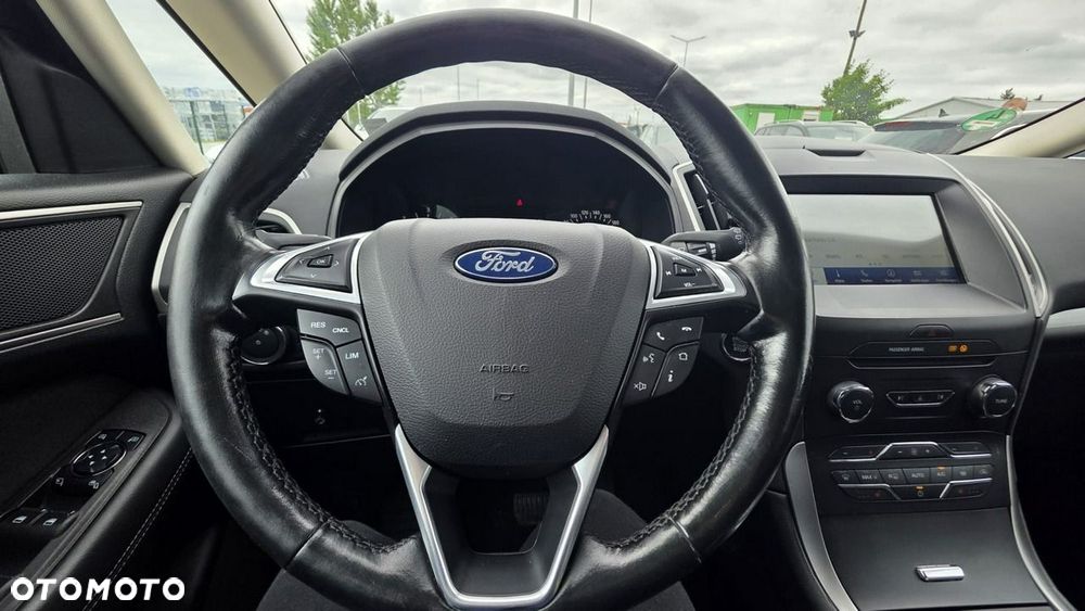 Ford S-Max - 10