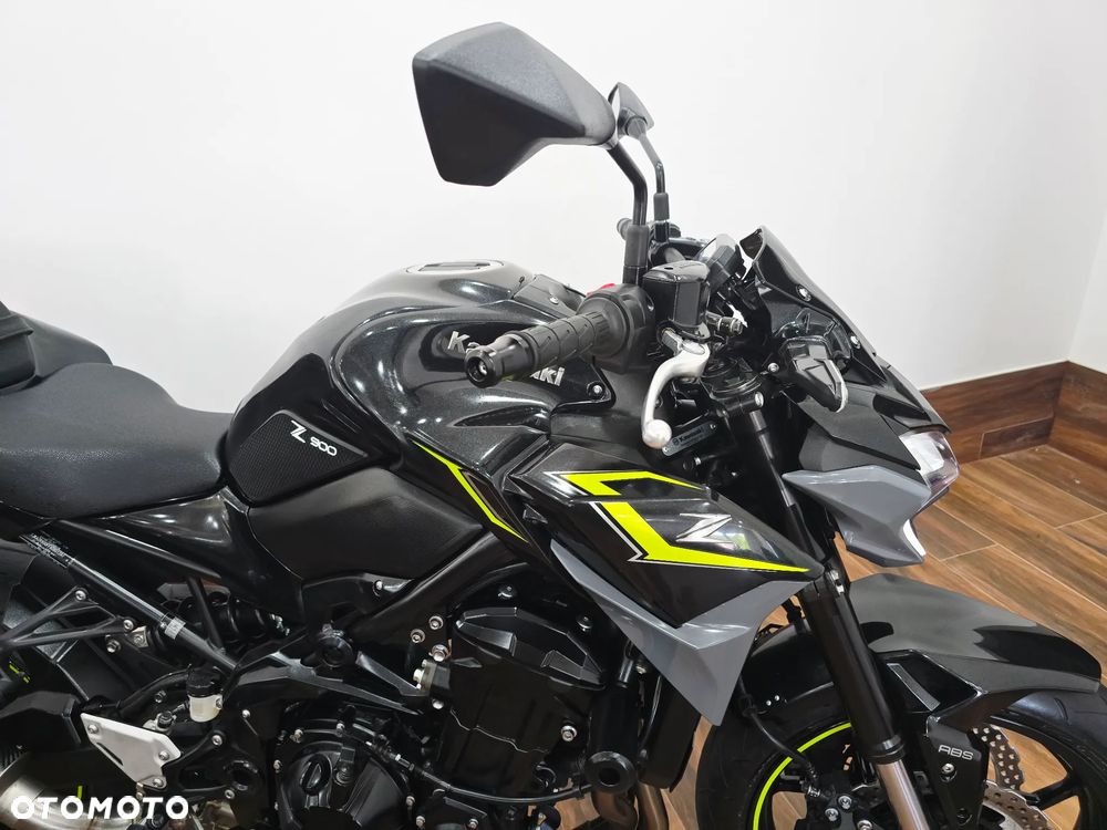 Kawasaki Z - 4