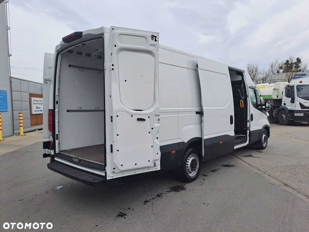 Iveco 35S16V Maxi 16m3 L4H2 Blaszak Furgon - 3