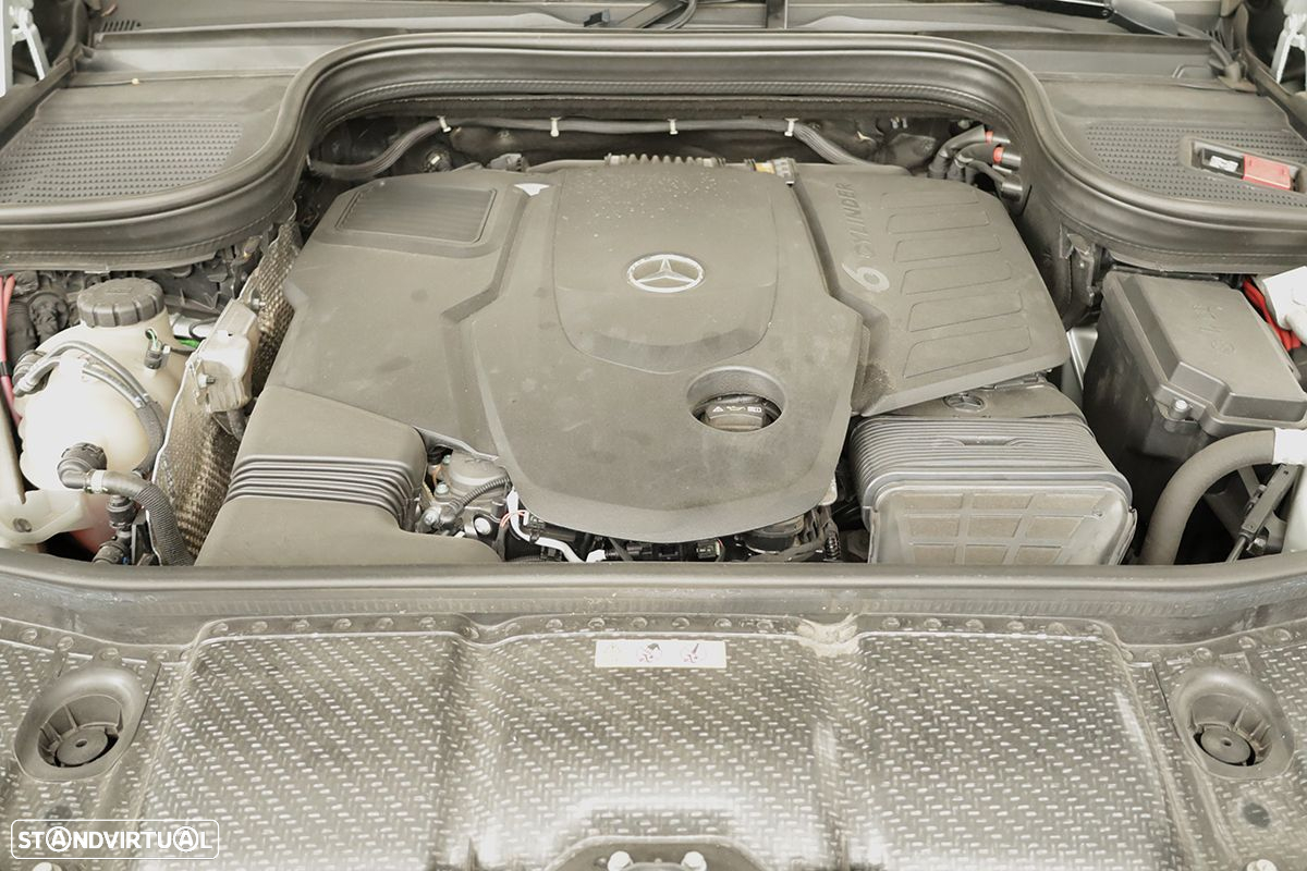 Mercedes-Benz GLS 400 d 4Matic - 28