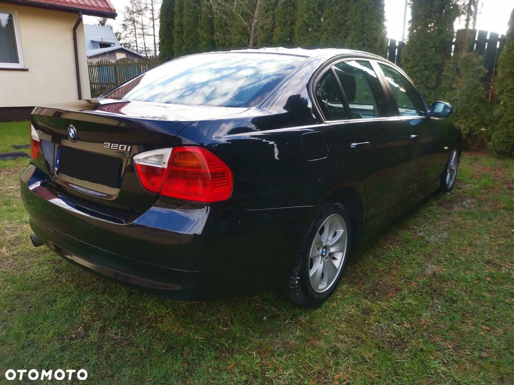 BMW Seria 3 - 21