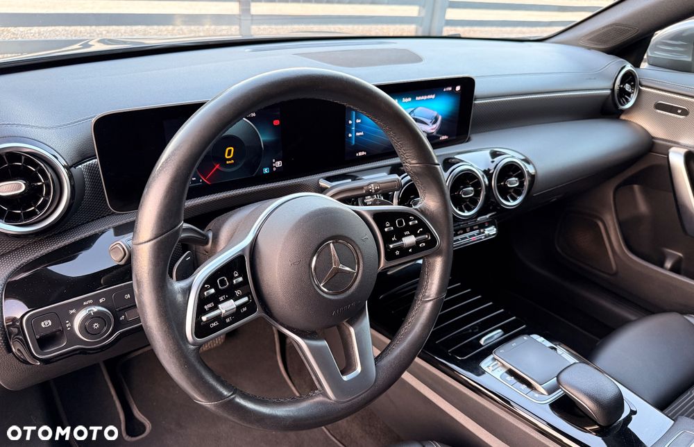 Mercedes-Benz CLA 220 d Progressive 8G-DCT - 6