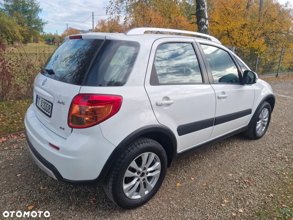 Suzuki SX4 1.6 VVT 4x4 Comfort - 11