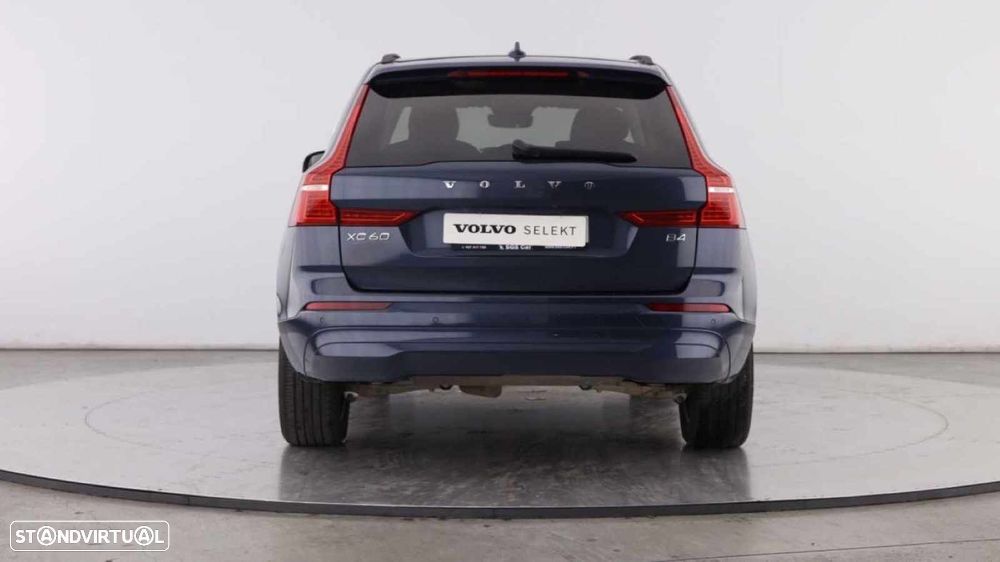Volvo XC 60 2.0 B4 Core - 9